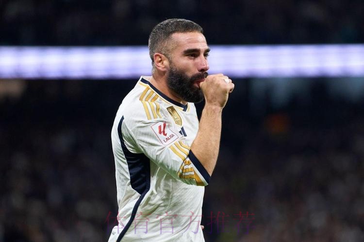 罗马诺:皇马对卡瓦哈尔非常满意 将展开续约谈判 罗马诺:皇马对卡瓦哈尔非常满意 将展开续约谈判